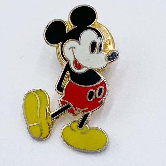 Walt Disney Classic Vintage Mickey Mouse Pin / Hat Pin / Lapel Pin - Picture 1 of 5